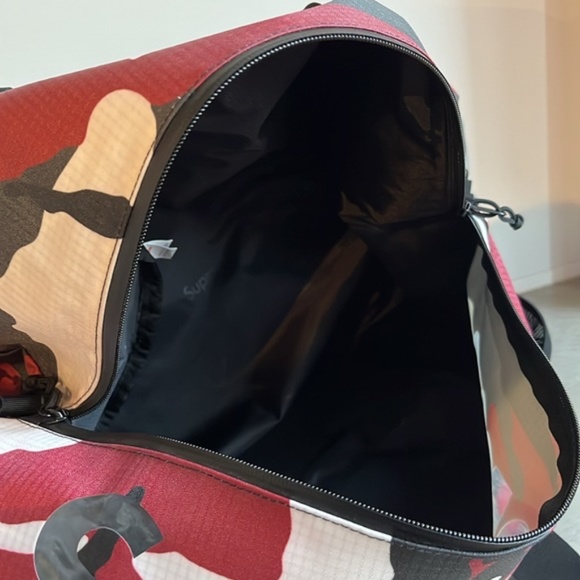 Supreme SS/21 Red Camo Duffle Bag - Picture 12 of 15